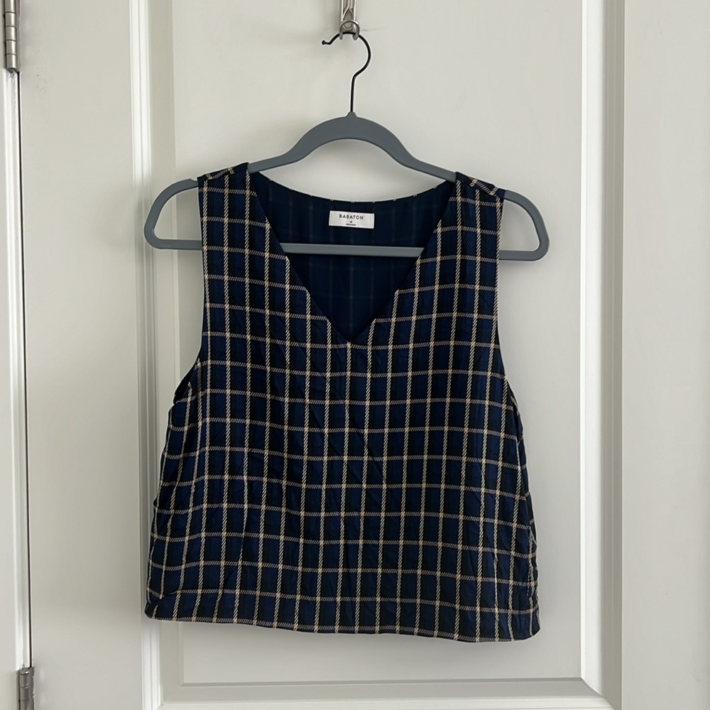 Aritzia Babaton Murphy Blouse - Navy / Tan
